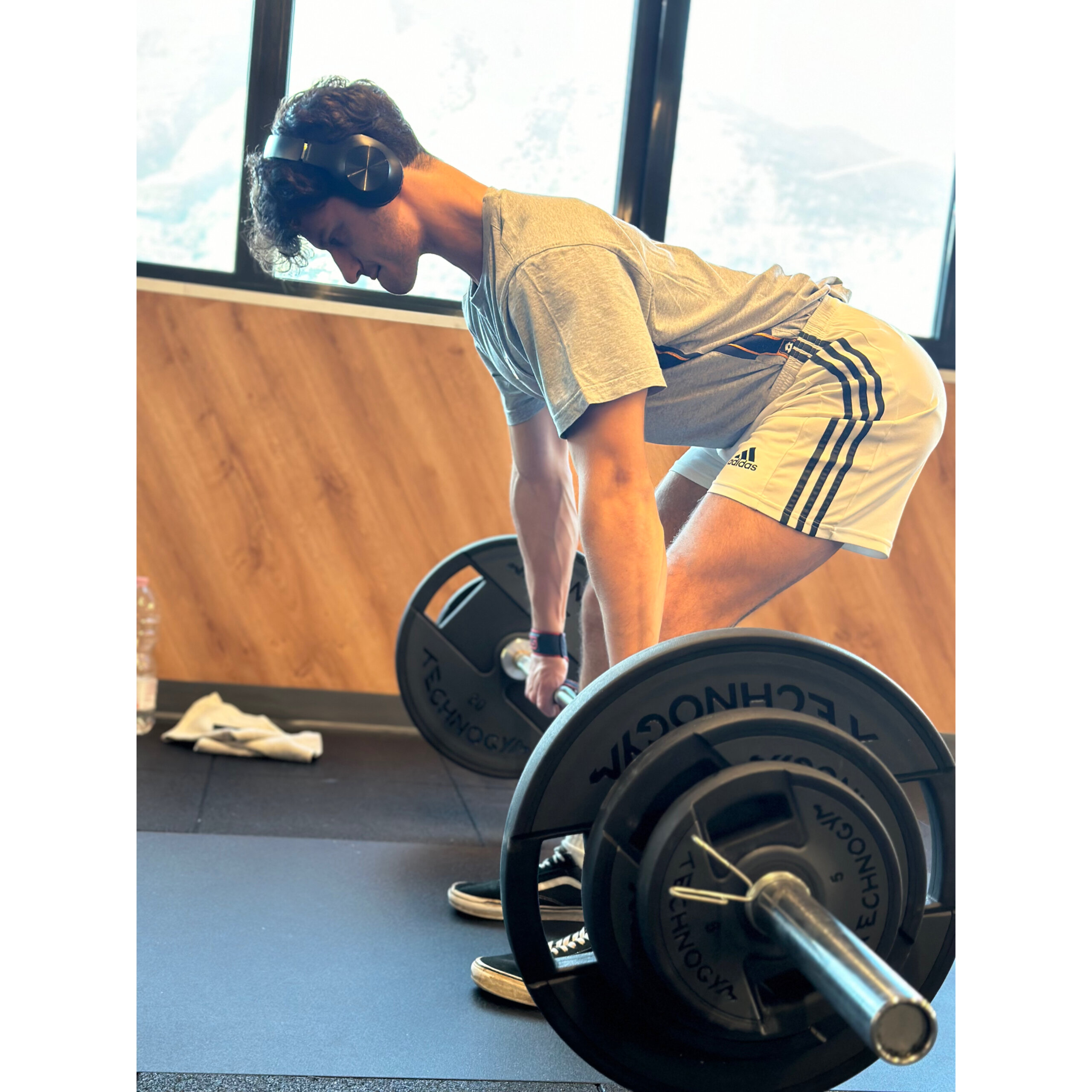 {"pictureId":"382E668E-B7F3-462C-ACF5-4B102E3402E6","data":{},"tiktok_developers_3p_anchor_params":"{"client_key":"aw889s25wozf8s7e","picture_template_id":"","source_type":"vicut","capability_name":"retouch_edit_tool"}","exportType":"image_export","source_type":"vicut","editType":"image_edit"}